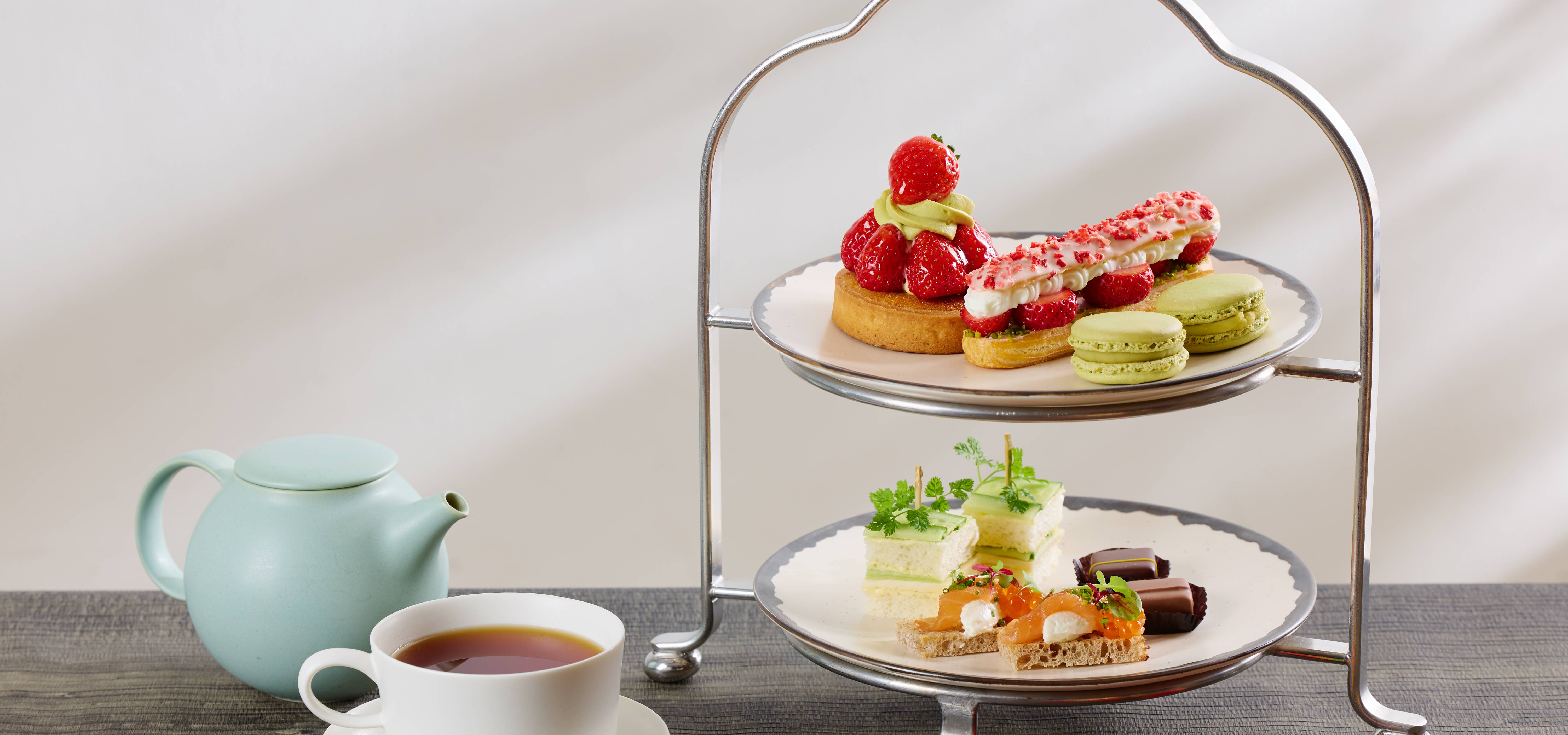 Pastry Shop 'Petit Afternoon Tea'